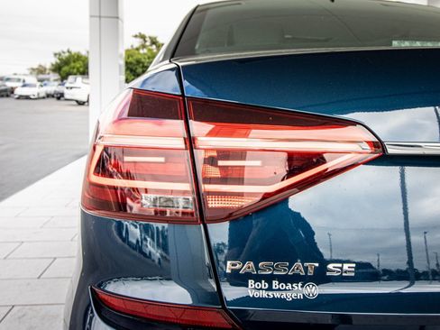 Used 2018 Volkswagen Passat 2.0T SE image 14