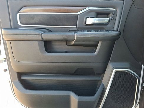 Used 2024 RAM 2500 Laramie image 12