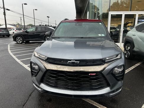 Used 2022 Chevrolet TrailBlazer RS w/ Sun and Liftgate Package AWD/4WD image 2