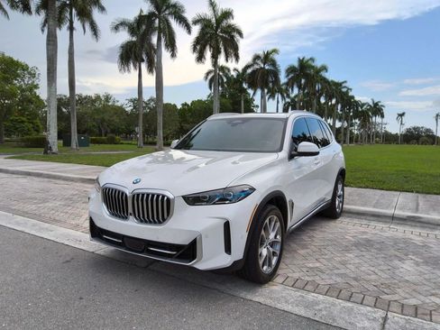 Used 2025 BMW X5 sDrive40i w/ Parking Assistance Package RWD image 3