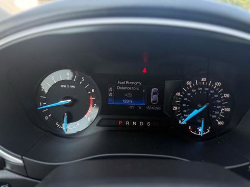 Used 2013 Ford Fusion SE image 19