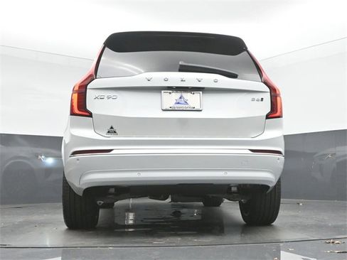 New 2026 Volvo XC90 B6 Ultra image 44