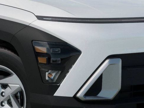 New 2027 Hyundai Kona SE FWD image 9