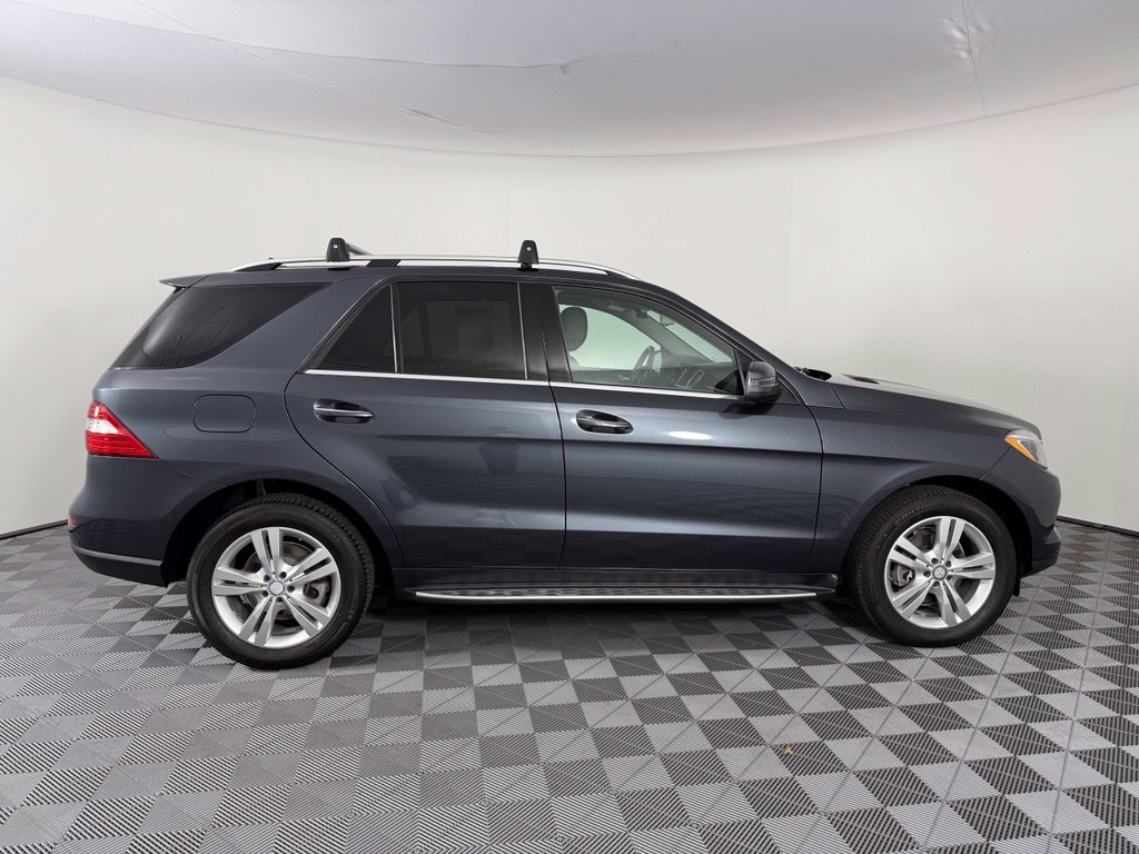 Used 2015 Mercedes-Benz ML 250 BlueTEC 4MATIC image 12