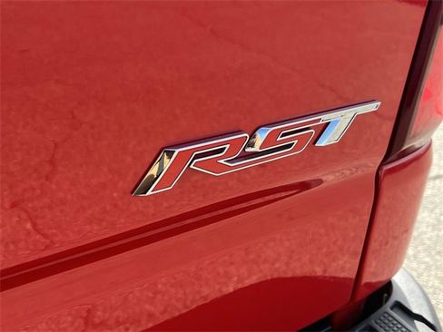 Used 2023 Chevrolet Silverado 1500 RST image 12