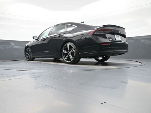 Used 2023 Honda Accord Sport image 30