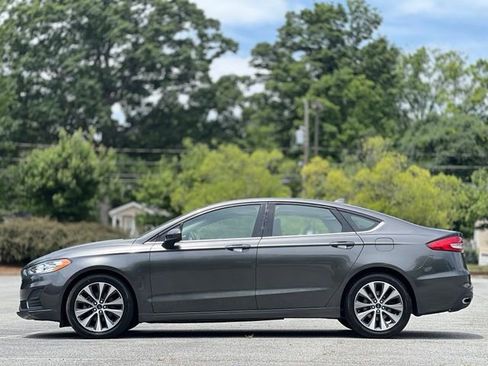 Used 2019 Ford Fusion SE AWD/4WD image 8