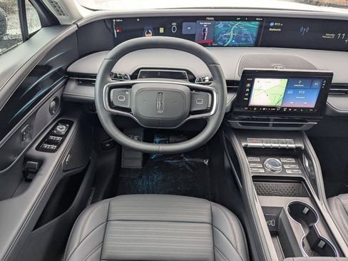 New 2026 Lincoln Nautilus Reserve AWD/4WD image 14