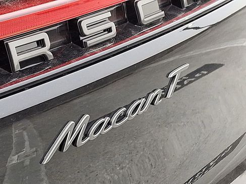 Used 2025 Porsche Macan image 27