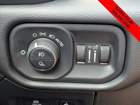 New 2026 RAM 1500 Big Horn AWD/4WD image 23