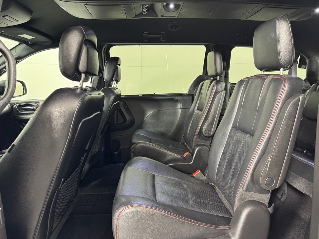 Used 2019 Dodge Grand Caravan GT FWD image 18