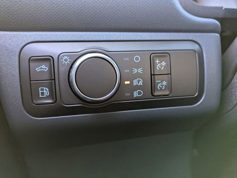 New 2025 Ford Maverick XLT w/ XLT Luxury Package image 25