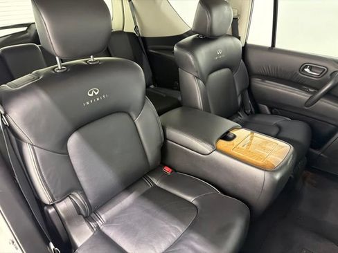 Used 2014 INFINITI QX80 4WD w/ Theater Package image 24