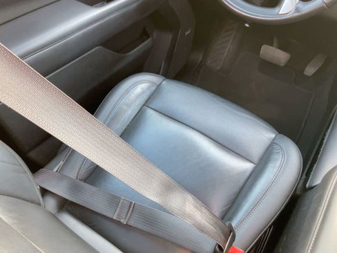 Used 2021 Chevrolet Tahoe Z71 image 30