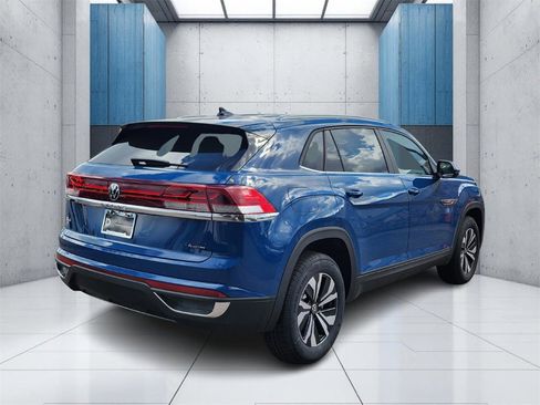 New 2025 Volkswagen Atlas Cross Sport SE image 27