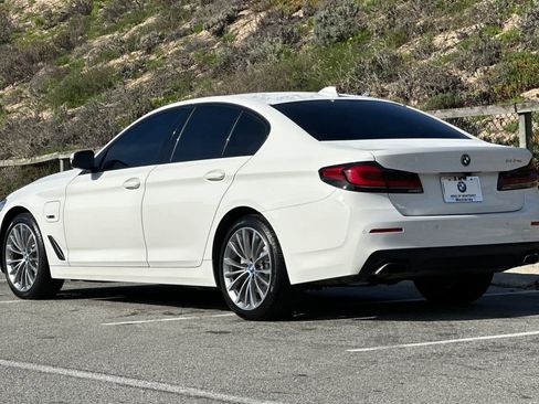 Certified 2023 BMW 530e 530e w/ Convenience Package image 8