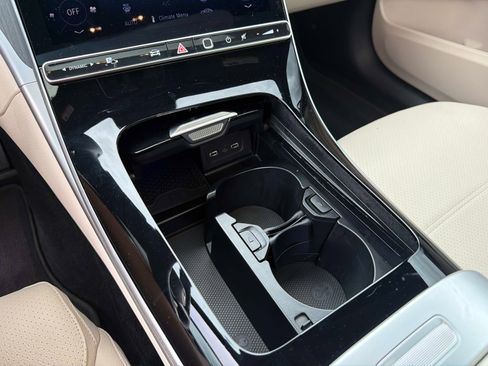 Certified 2026 Mercedes-Benz C 300 Sedan image 22