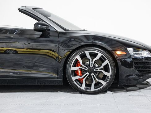 Used 2011 Audi R8 V8 image 4