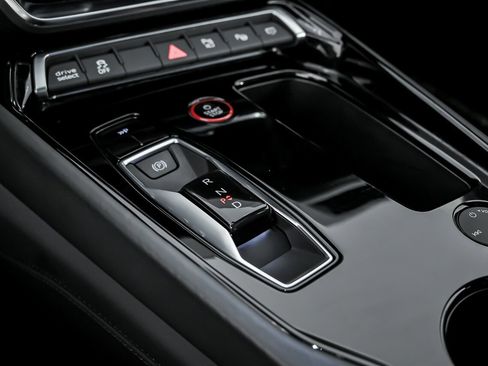 Used 2022 Audi e-tron GT Prestige w/ Prestige Package image 38