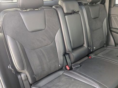 Used 2022 Ford Edge ST w/ Equipment Group 401A image 34