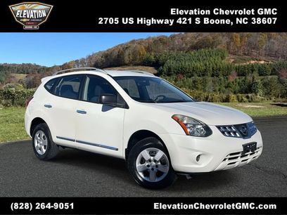 Used 2014 Nissan Rogue S w/ Convenience Package