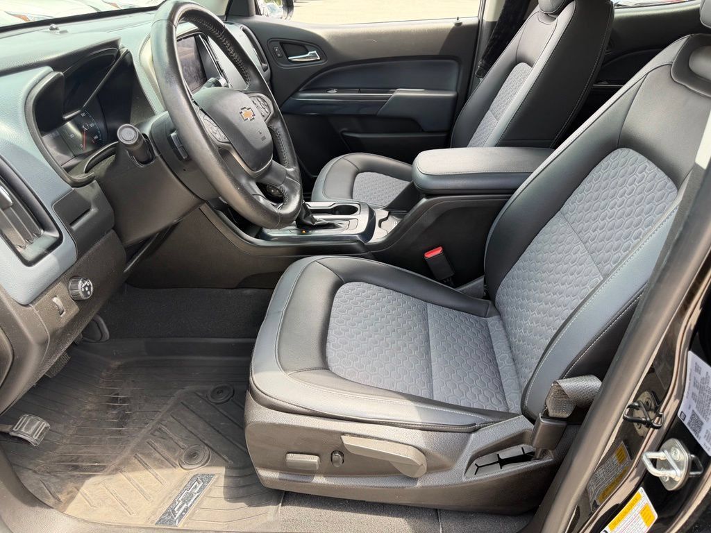 Used 2021 Chevrolet Colorado Z71 w/ Safety Package RWD image 23