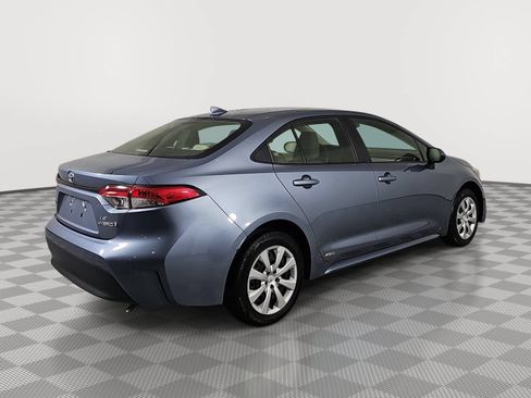 Used 2023 Toyota Corolla LE w/ Carpet Mat Package (TMS) AWD/4WD image 8