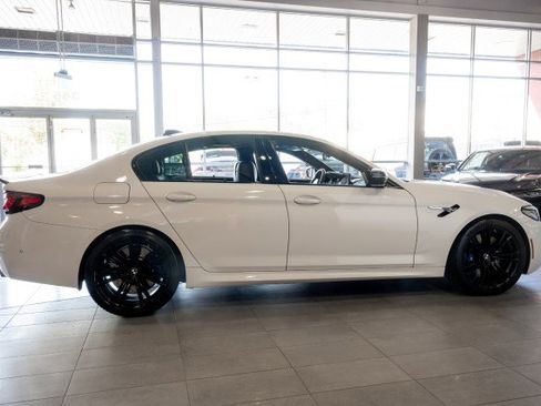 Used 2021 BMW M5 w/ Executive Package image 4