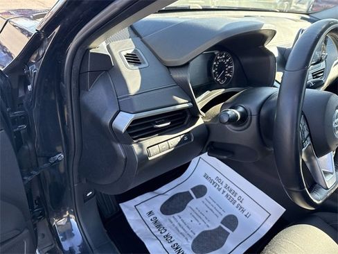 Used 2019 Nissan Altima 2.5 SV image 18