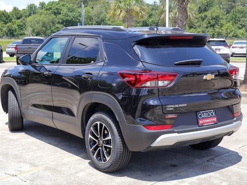Used 2025 Chevrolet TrailBlazer LT AWD/4WD image 20