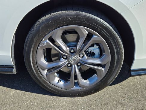 Used 2023 Honda Accord EX-L image 9