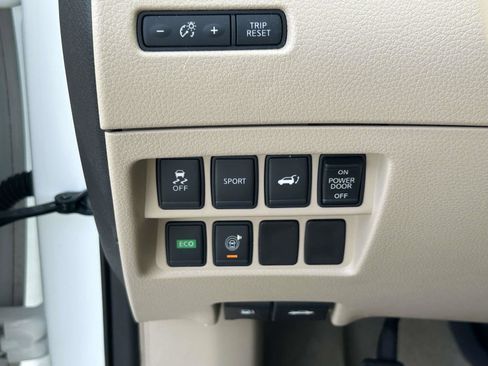 Used 2015 Nissan Rogue SL w/ SL Premium Package FWD image 20