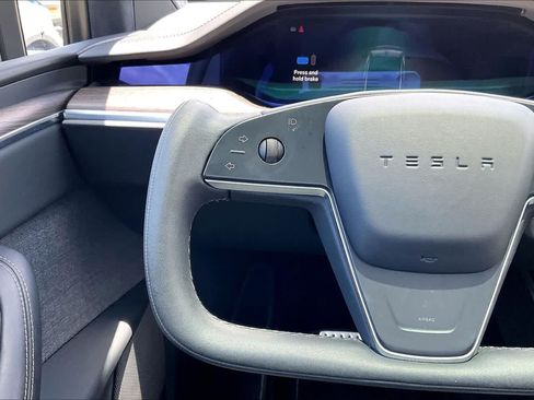 Used 2023 Tesla Model X AWD/4WD image 24