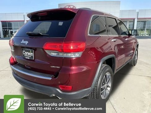 Used 2017 Jeep Grand Cherokee Limited image 6
