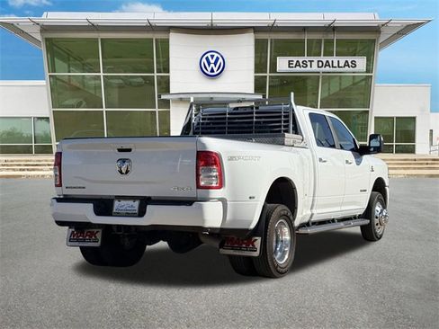 Used 2024 RAM 3500 Big Horn w/ Sport Appearance Package image 3