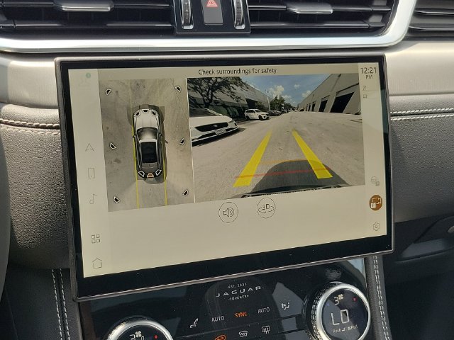 Used 2026 Jaguar F-PACE R-Dynamic S AWD/4WD image 28
