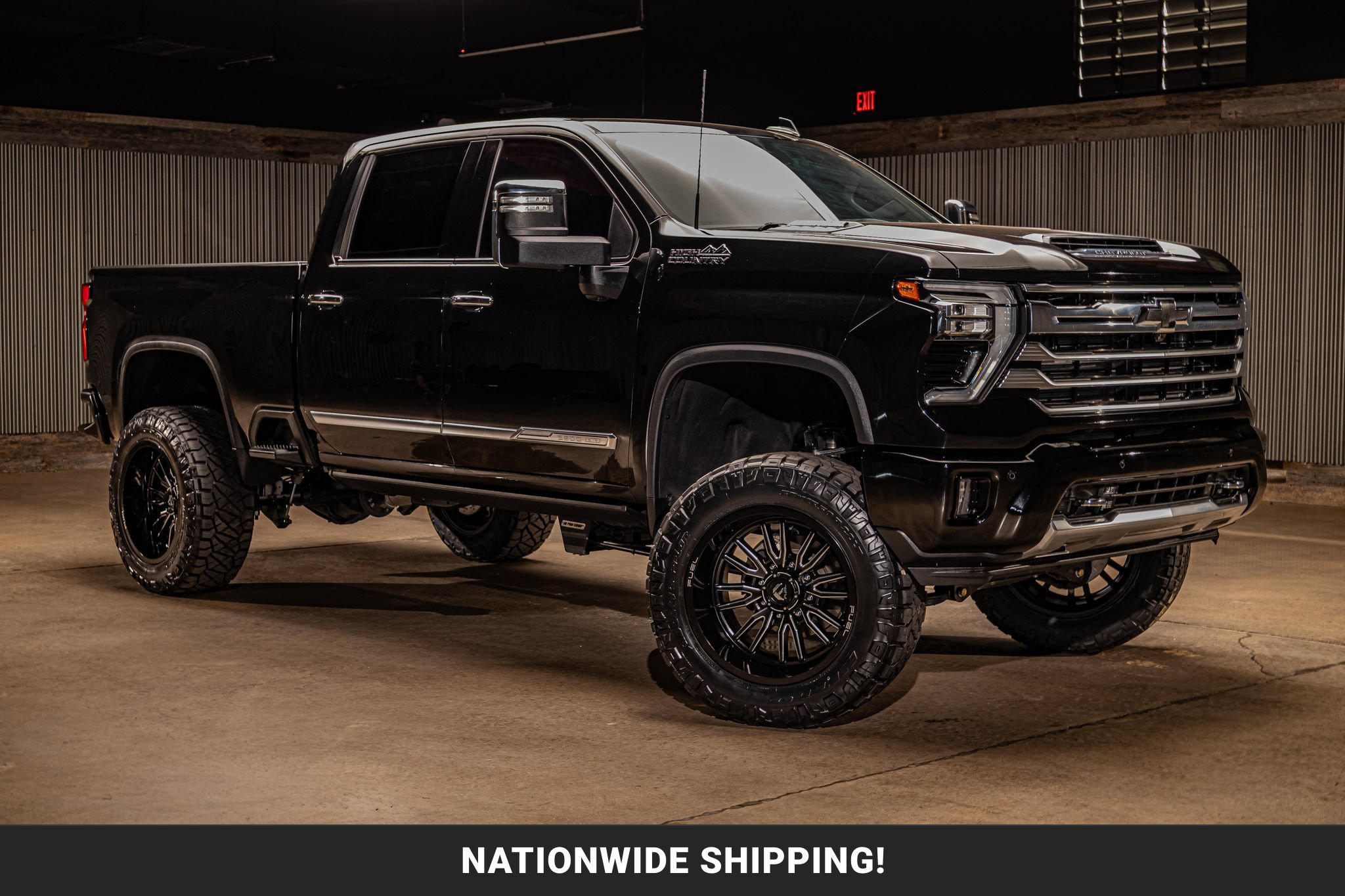 Used 2024 Chevrolet Silverado 2500 High Country w/ Technology Package AWD/4WD image 1