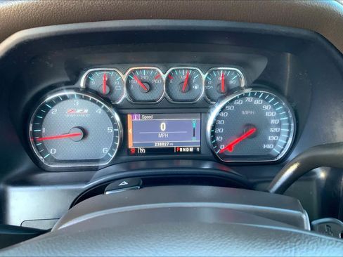 Used 2015 Chevrolet Silverado 2500 LTZ w/ LTZ Plus Package image 21