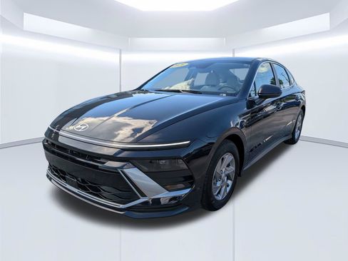 Certified 2026 Hyundai Sonata SE FWD image 8