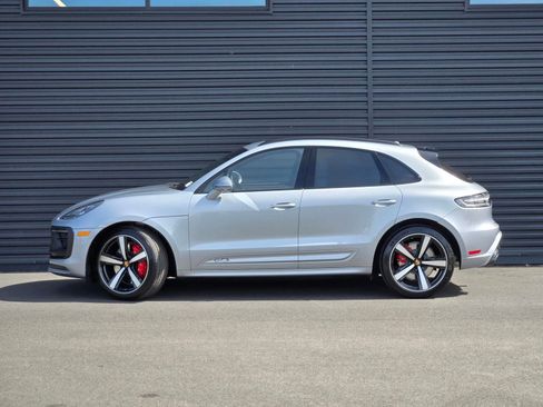 Used 2026 Porsche Macan GTS AWD/4WD image 2