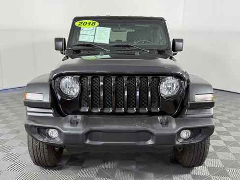 Used 2018 Jeep Wrangler Sport AWD/4WD image 6