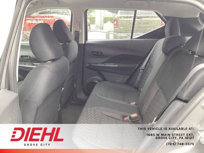 Used 2021 Nissan Kicks S FWD image 14