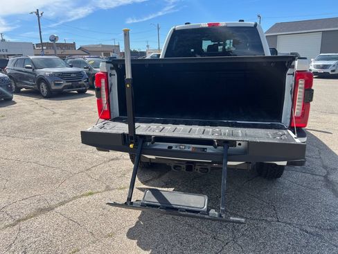 Used 2024 Ford F250 Lariat w/ Lariat Ultimate Package AWD/4WD image 13