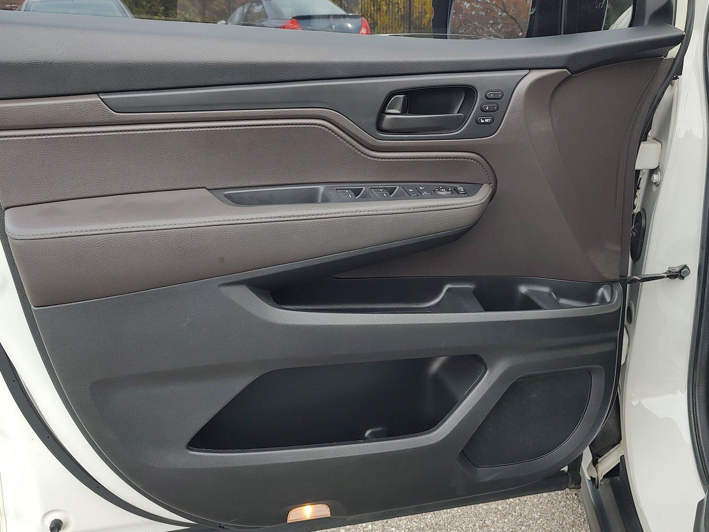 Used 2019 Honda Odyssey EX-L image 18
