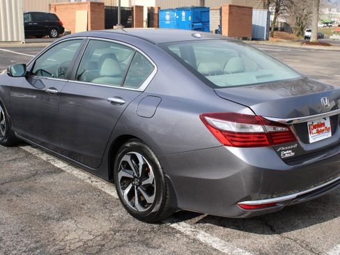 Used 2016 Honda Accord EX-L image 9