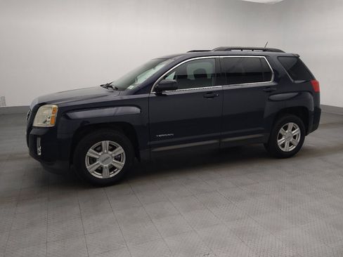 Used 2015 GMC Terrain SLE FWD image 2