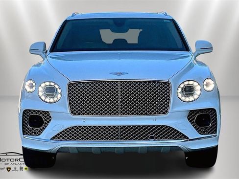 Used 2021 Bentley Bentayga image 3
