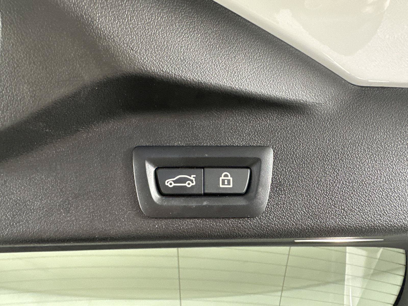 Used 2020 BMW X5 xDrive40i w/ Premium Package AWD/4WD image 26