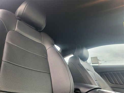Certified 2022 Ford Mustang Premium image 18