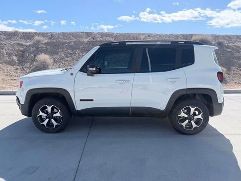 Used 2022 Jeep Renegade Trailhawk w/ Trailer Tow Group image 5
